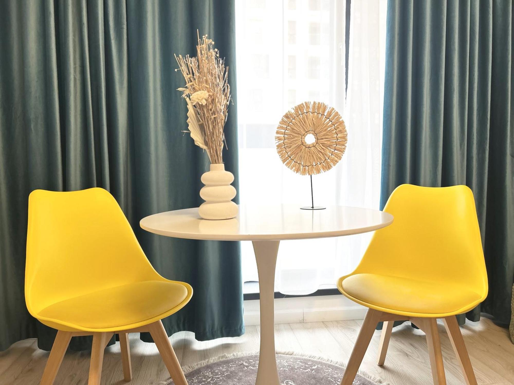Modern - Near Plaza Mall With Balcony Apartament *