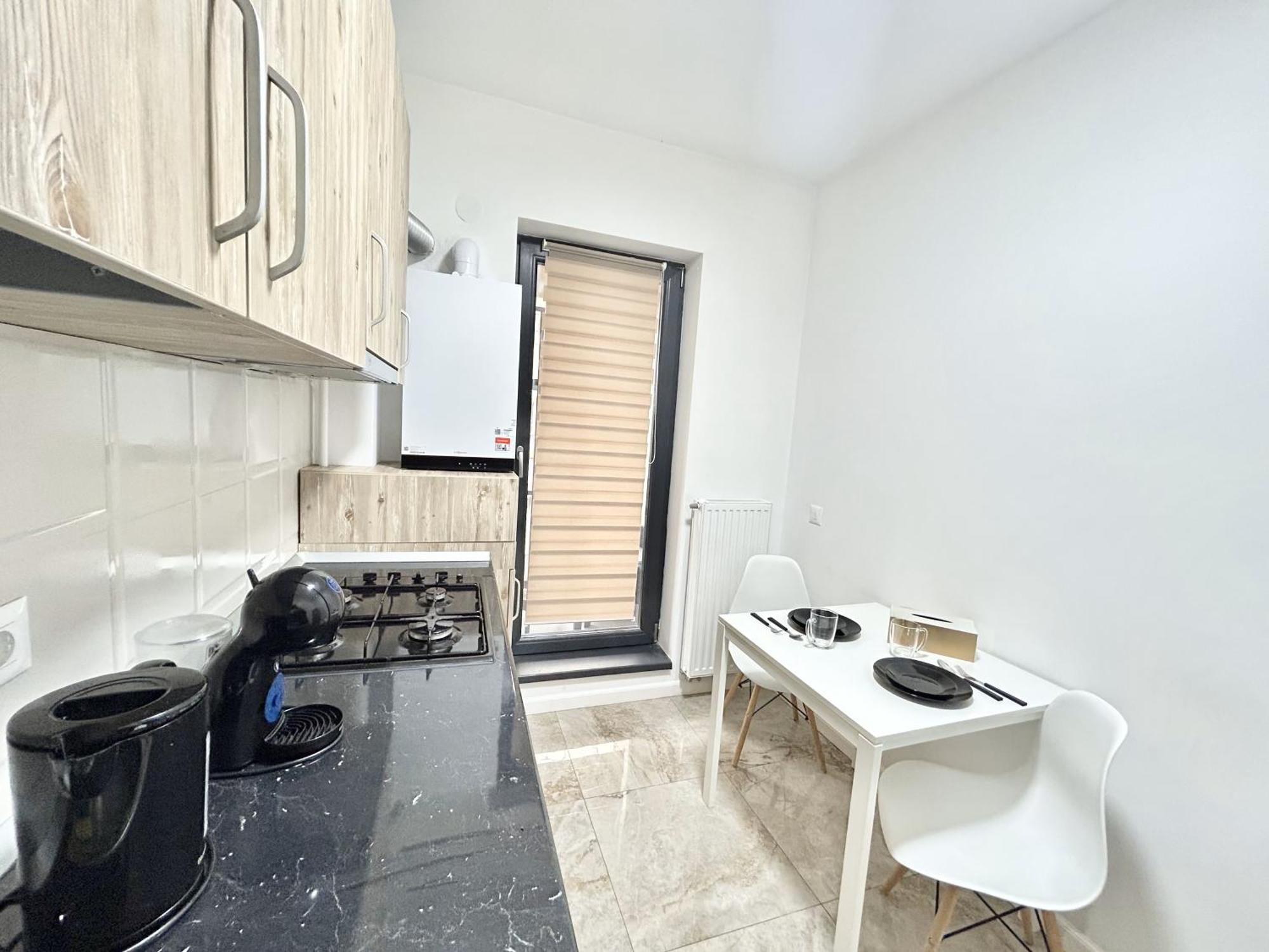 Apartament Modern - Near Plaza Mall With Balcony