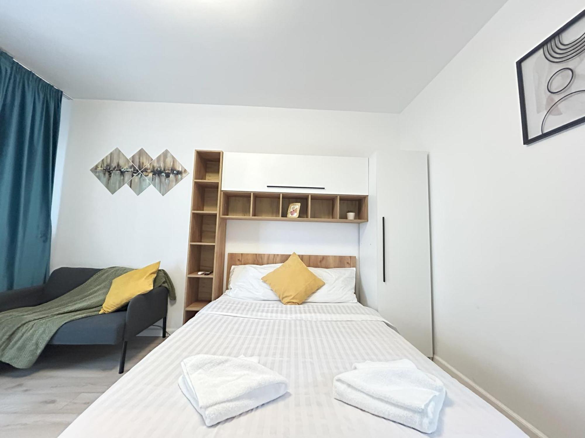 Modern - Near Plaza Mall With Balcony Apartament *